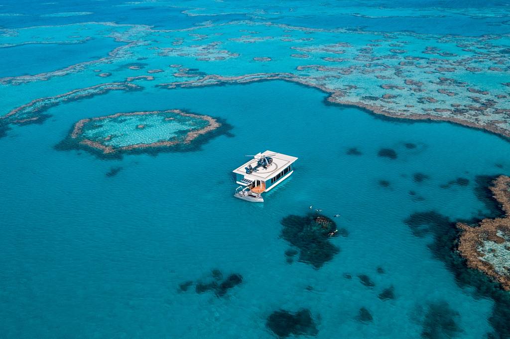 Heart Island pontoon 2