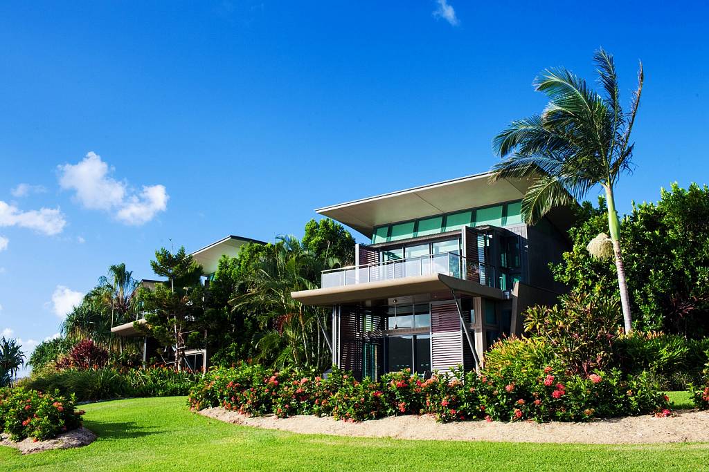 Yacht Club Villa - exterior