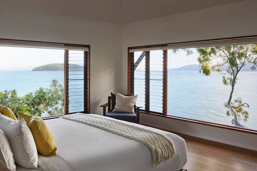 qualia The Residence master bedroom